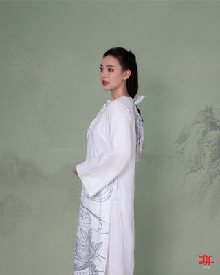 Áo dài cô dâu Liên Ngọc sắc vàng trắng thủ công tại nhà may áo dài La Hằng