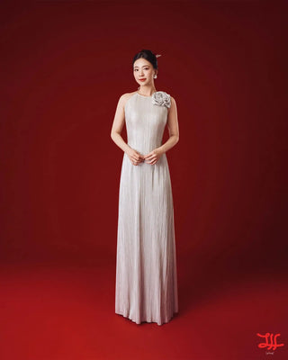 Mẫu yếm cách tân Áo dài yếm Hoa Ngân Khăn Trường Cửu sắc bạc đồng bộ áo dài, nhà may áo dài La Hằng