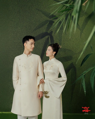 Vẻ đẹp áo dài cô dâu Hỷ Viên họa tiết hoa sắc vàng trắng và be, sản phẩm của La Hằng Design, Hà Nội