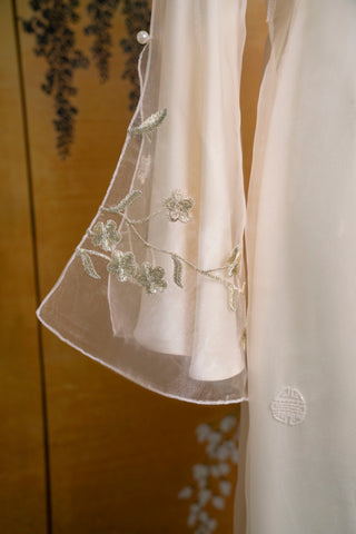 Hỷ Viên & Khoác Ánh Mai - Áo Dài La Hằng Design