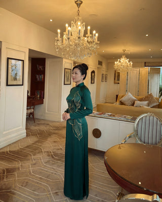 Thanh Nhã - Áo Dài La Hằng Design