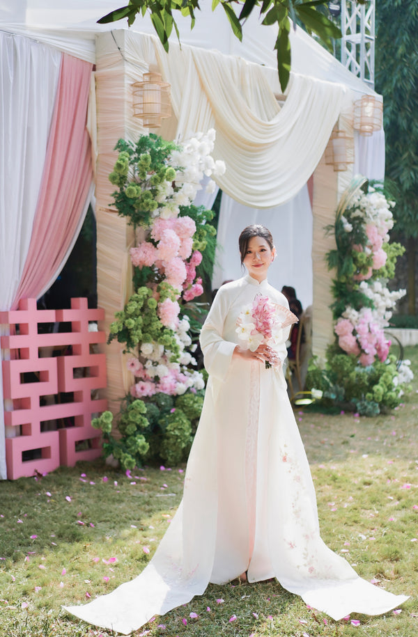 Thuỳ Linh & Nhật Huy 