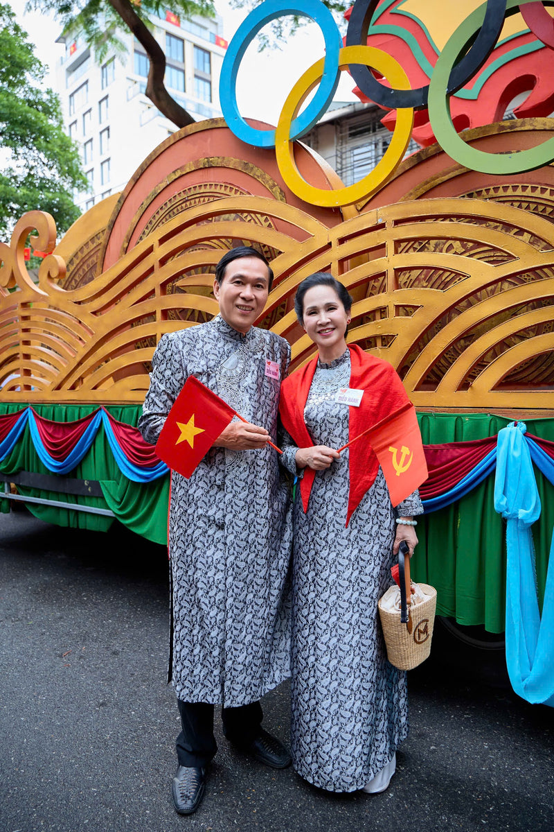 Gấm Lụa Tơ Tằm Bạc