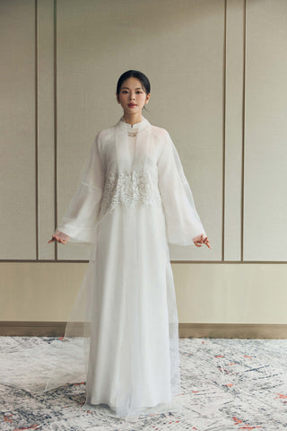 Áo dài Cúc Nhạc & Áo choàng Đan Vân - Áo Dài La Hằng Design