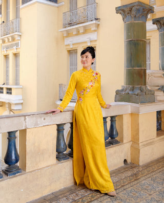 Hoàng Yến - Áo Dài La Hằng Design