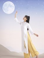 Áo Dài Mèo Trông Trăng